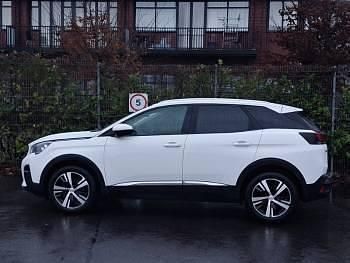 Used Peugeot 3008 Allure 131 HP (96 kW) 2019 White SUV