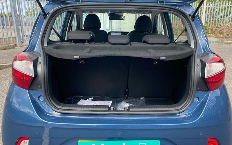 New Hyundai i10 Advanced 63 HP (46 kW) 2026 Blue Hatchback