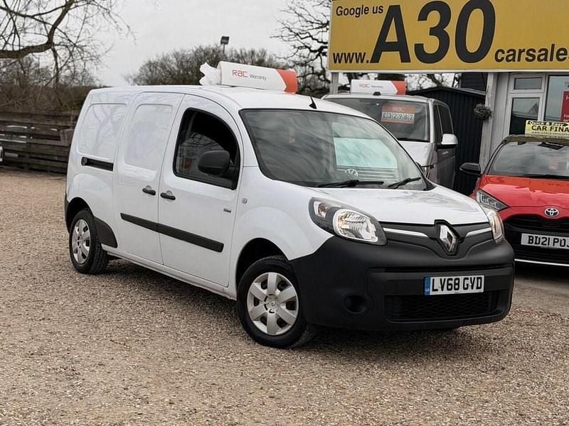 Used Renault Kangoo Business 44 kW (60 HP) 2019 White MPV