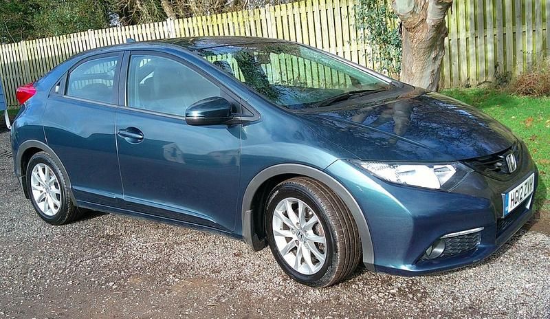 Used Honda Civic ES 150 HP (110 kW) 2012 Green Hatchback