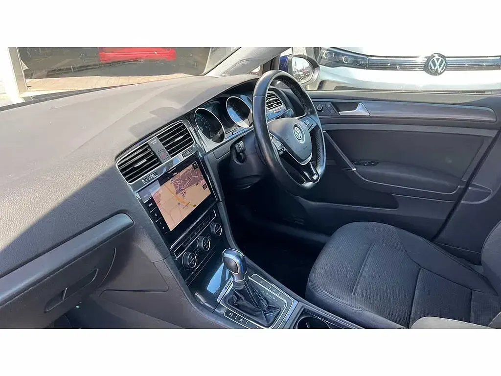Used VW e-Golf 100 kW (136 HP) 2019 Hatchback