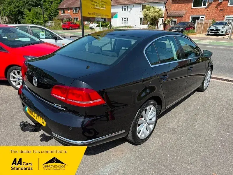 Used VW Passat Highline 2013 Black Sedan
