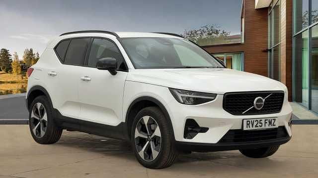 Used Volvo XC40 Plus 194 HP (142 kW) 2025 SUV