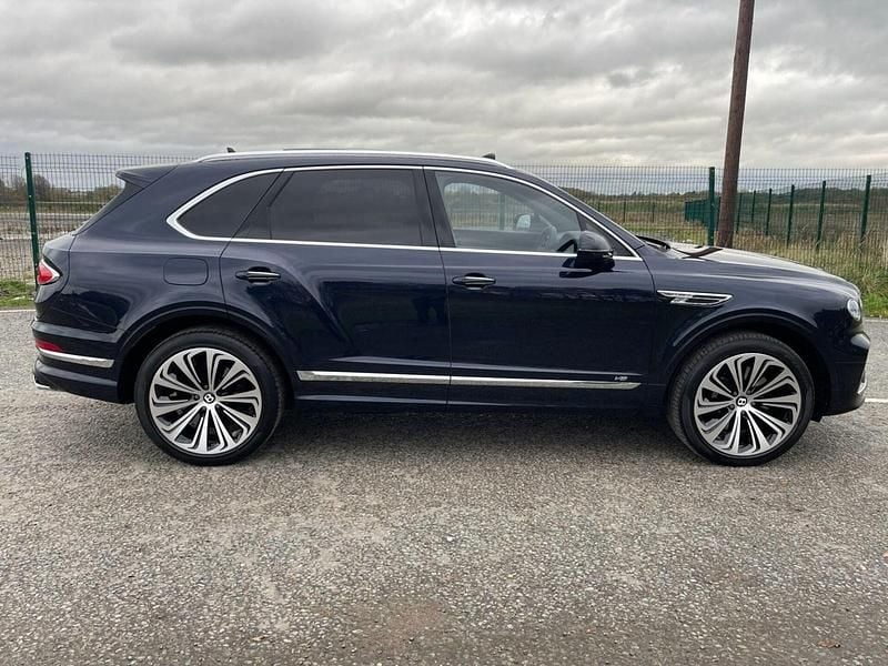 Used Bentley Bentayga 2021 Blue SUV