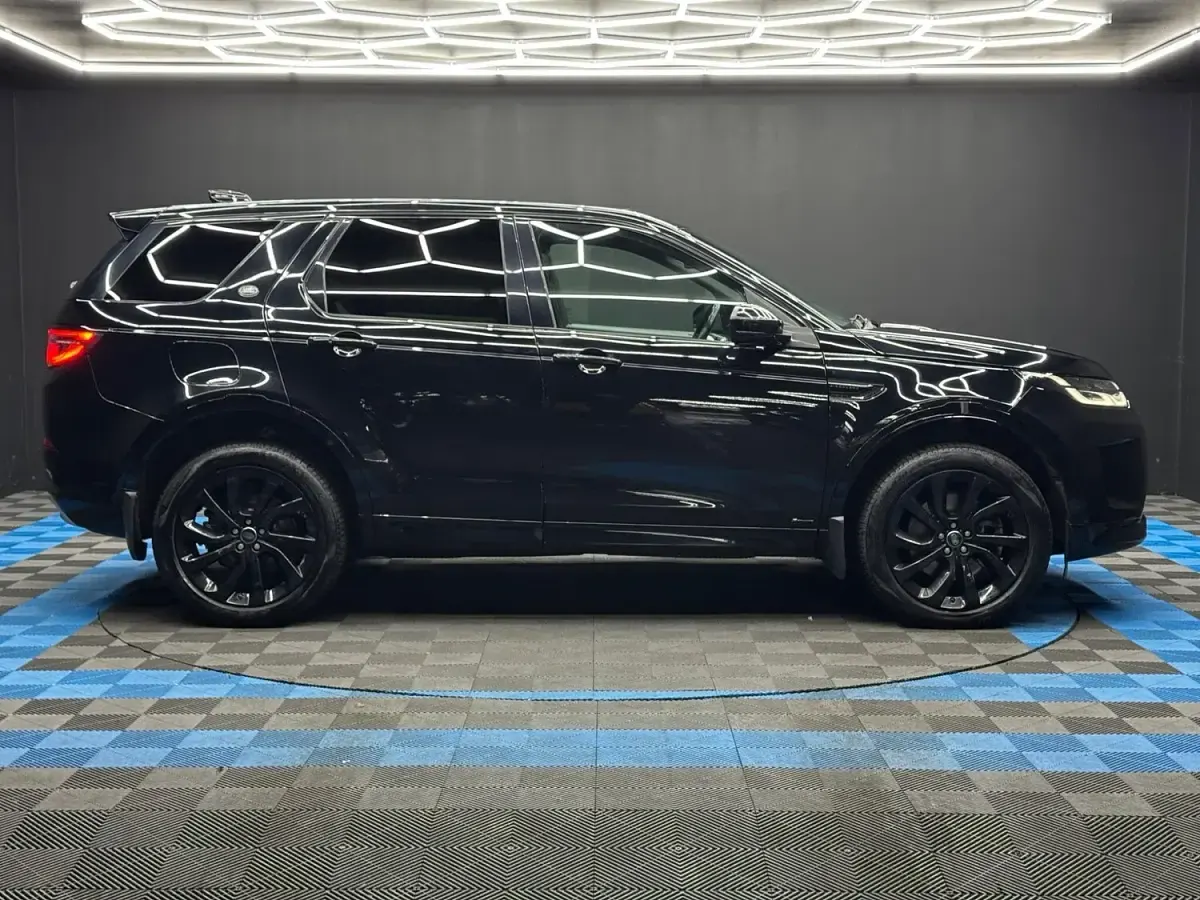 Used Land Rover Discovery Sport HSE Dynamic 2019 Black SUV