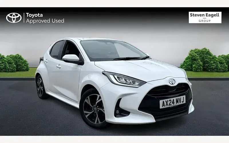 Used Toyota Yaris Design 116 HP (85 kW) 2024 Hatchback