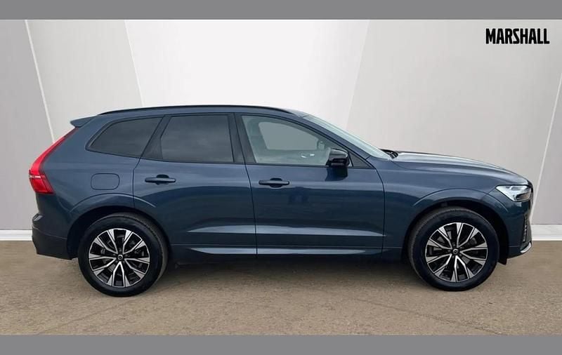 Usado Volvo XC60 Plus 197 HP (144 kW) 2023 Azul SUV