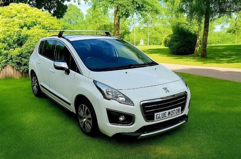 White Used 2014 Peugeot 3008 Active Hatchback | £3,500 (Fair price) - Image 1/2