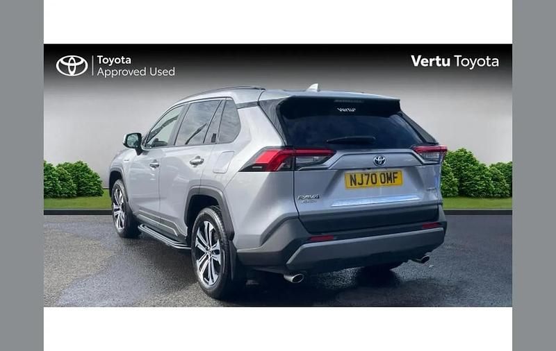 Used Toyota RAV4 Hybrid 218 HP (160 kW) 2020 Silver SUV