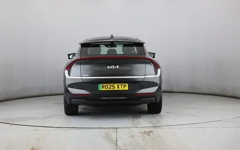 Used Kia EV6 125 kW (170 HP) 2024 SUV