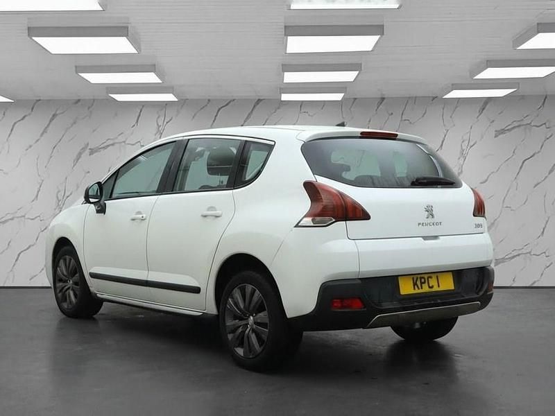Used Peugeot 3008 Active 115 HP (84 kW) 2014 White Estate