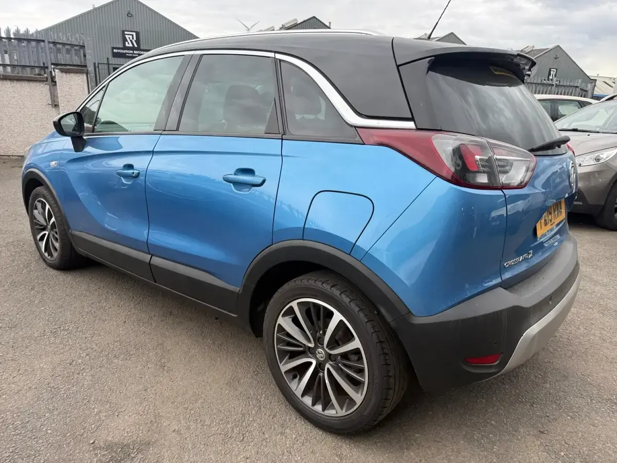Used Vauxhall Crossland X Elite 81 HP (59 kW) 2019 Blue SUV