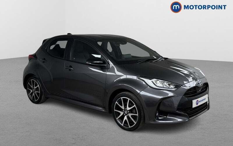 Used 2021 Toyota Yaris Hybrid Hatchback | £17,199 (Fair price) - Image 1/4