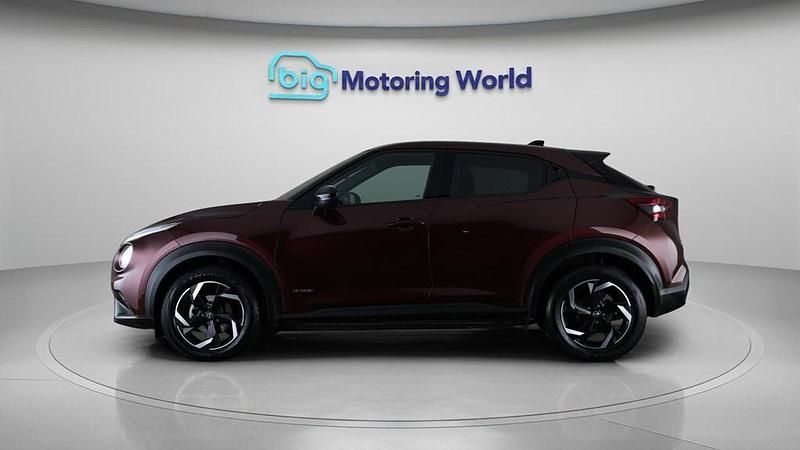 Used Nissan Juke N-Connecta 143 HP (105 kW) 2023 Red SUV