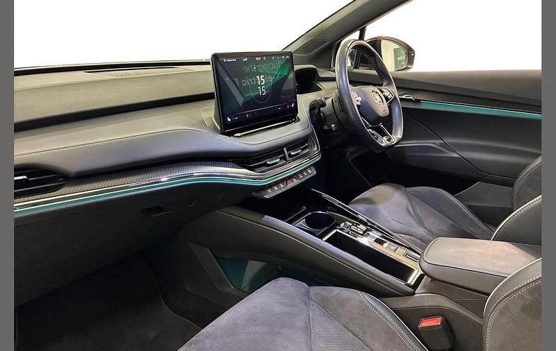 Used Skoda Enyaq iV SportlinePlus 194 kW (265 HP) 2023 Brilliant silver metallic SUV