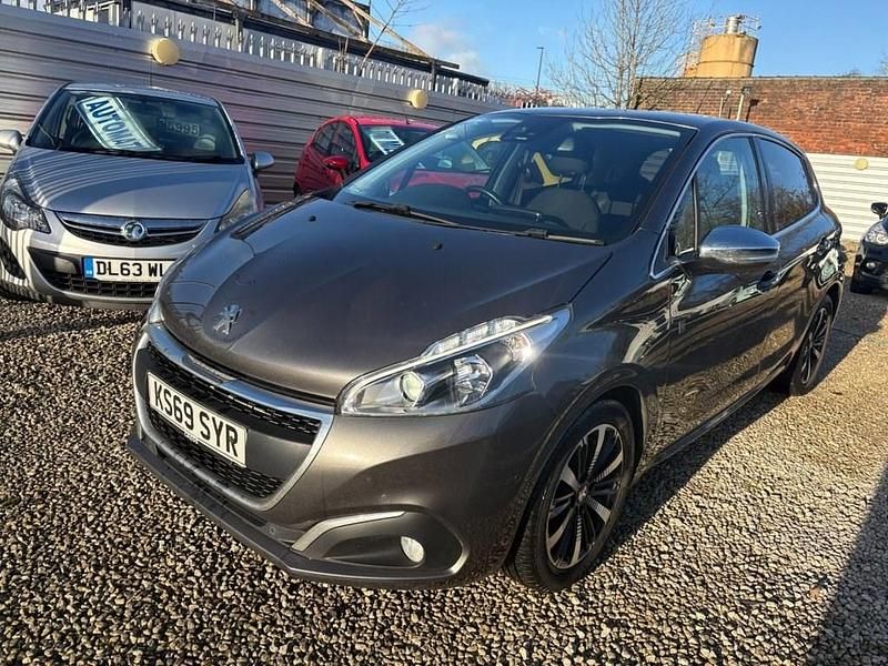 Used Peugeot 208 S 100 HP (73 kW) 2019 Grey Hatchback