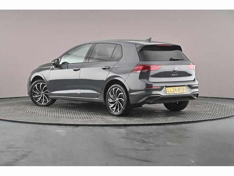 Used VW Golf VIII 150 HP (110 kW) 2024