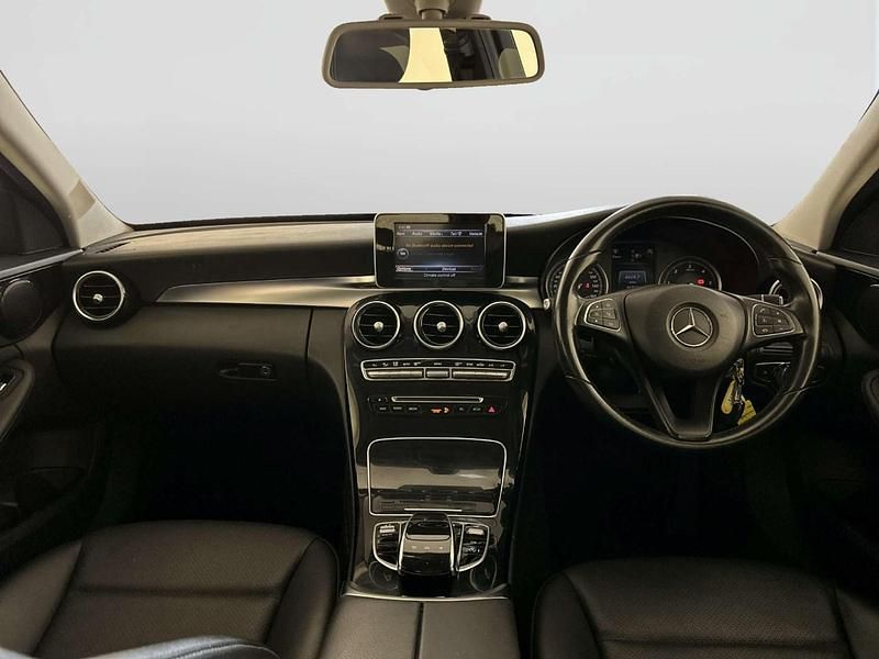 Used Mercedes C220 SE 170 HP (125 kW) 2015 White Sedan