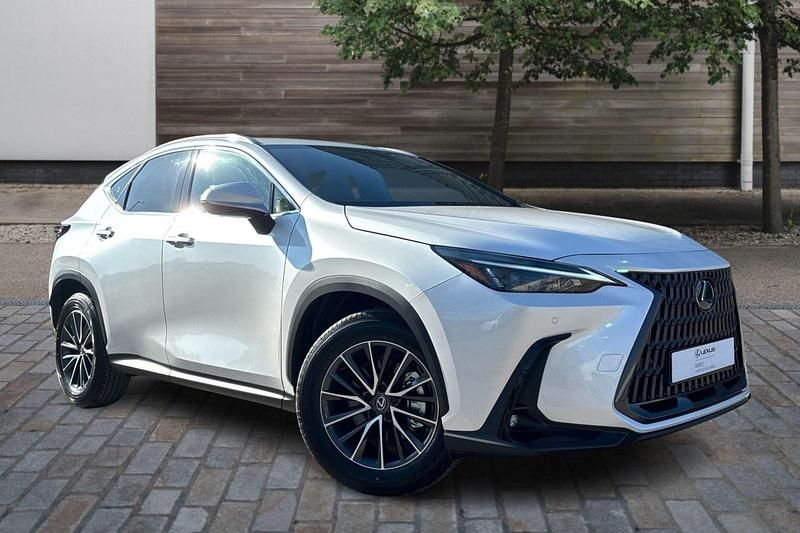 Used 2025 Lexus NX350h SUV | £45,995 (A bit pricey) - Image 1/4
