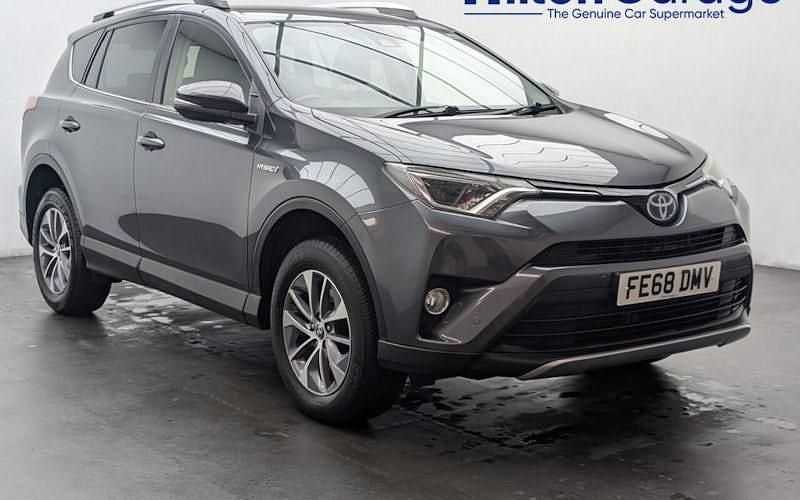 Used 2018 Toyota RAV4 Estate | £17,150 (Super price) - Image 1/4
