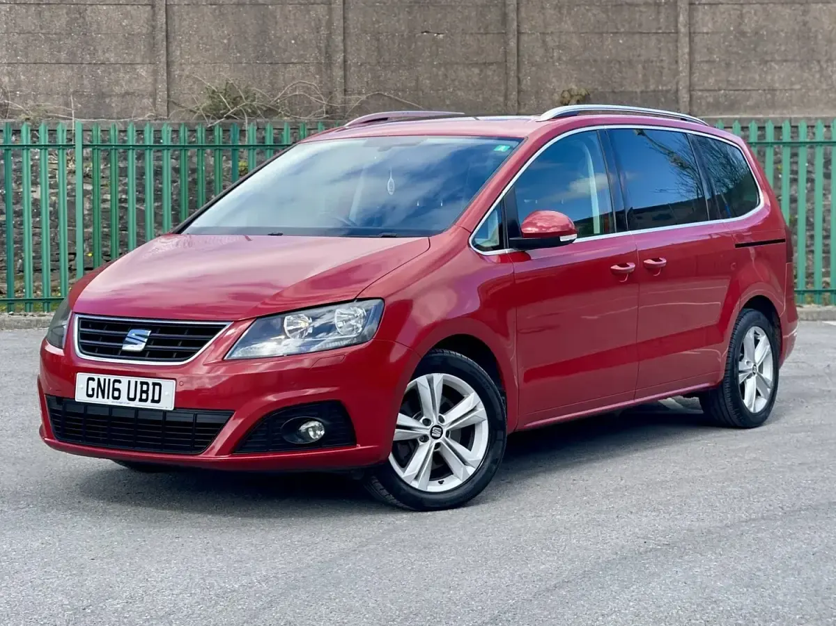 Used Seat Alhambra Ecomotive 184 HP (135 kW) 2016 Red MPV