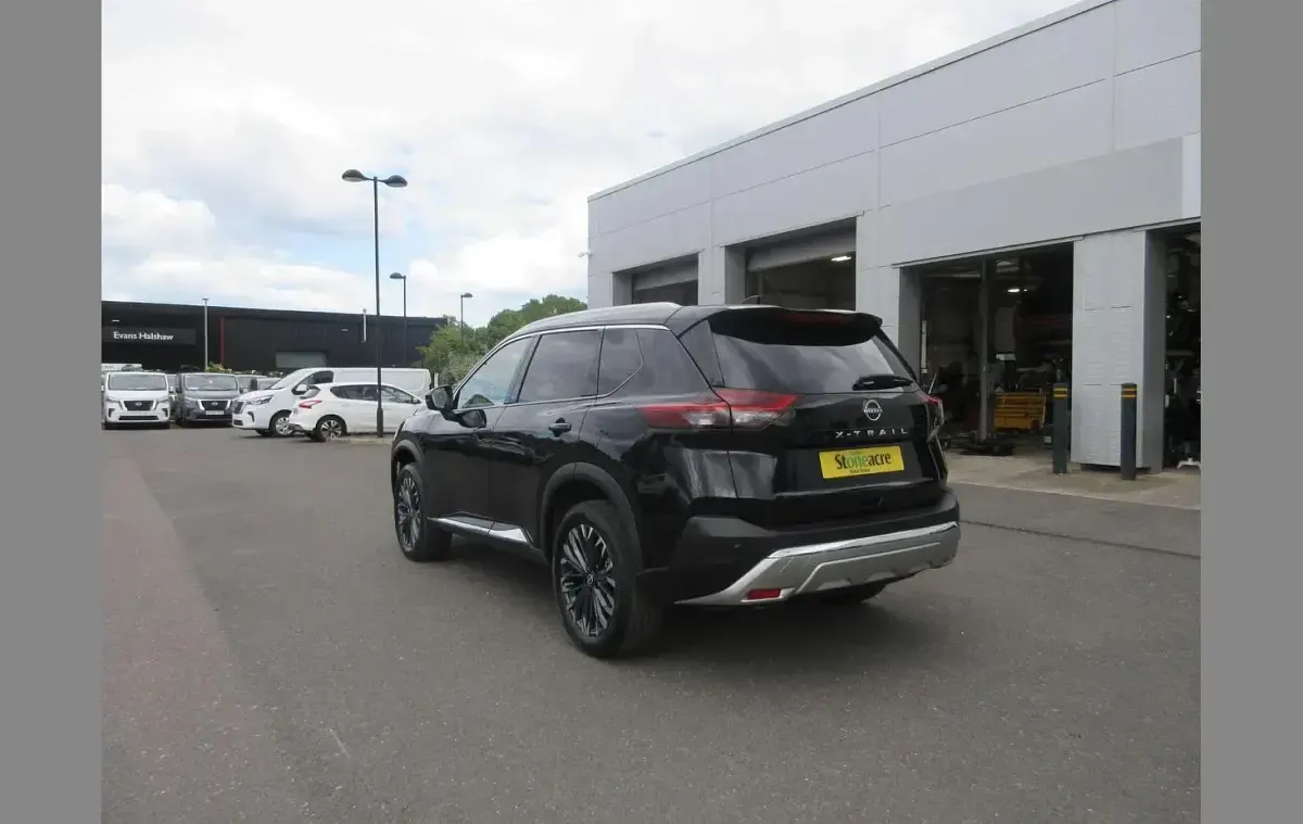 New Nissan X-Trail Tekna+ 204 HP (150 kW) 2026 Black SUV