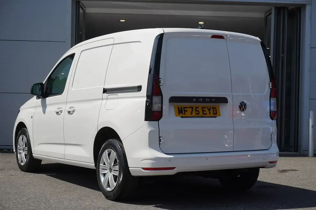 Used VW Caddy 122 HP (89 kW) 2025 White MPV