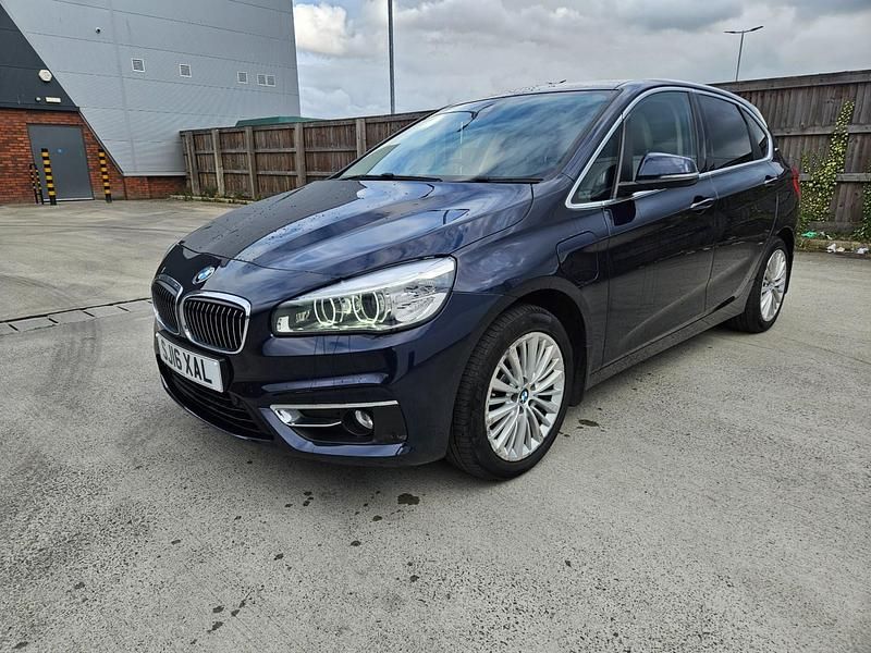 Used BMW 225 Luxury Line 2016 Blue Hatchback