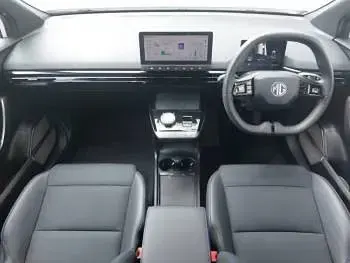 Used MG MG4 EV Trophy 149 kW (203 HP) 2024 White Hatchback