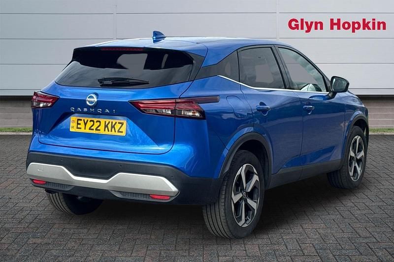 Used Nissan Qashqai N-Connecta 140 HP (102 kW) 2022 Blue SUV