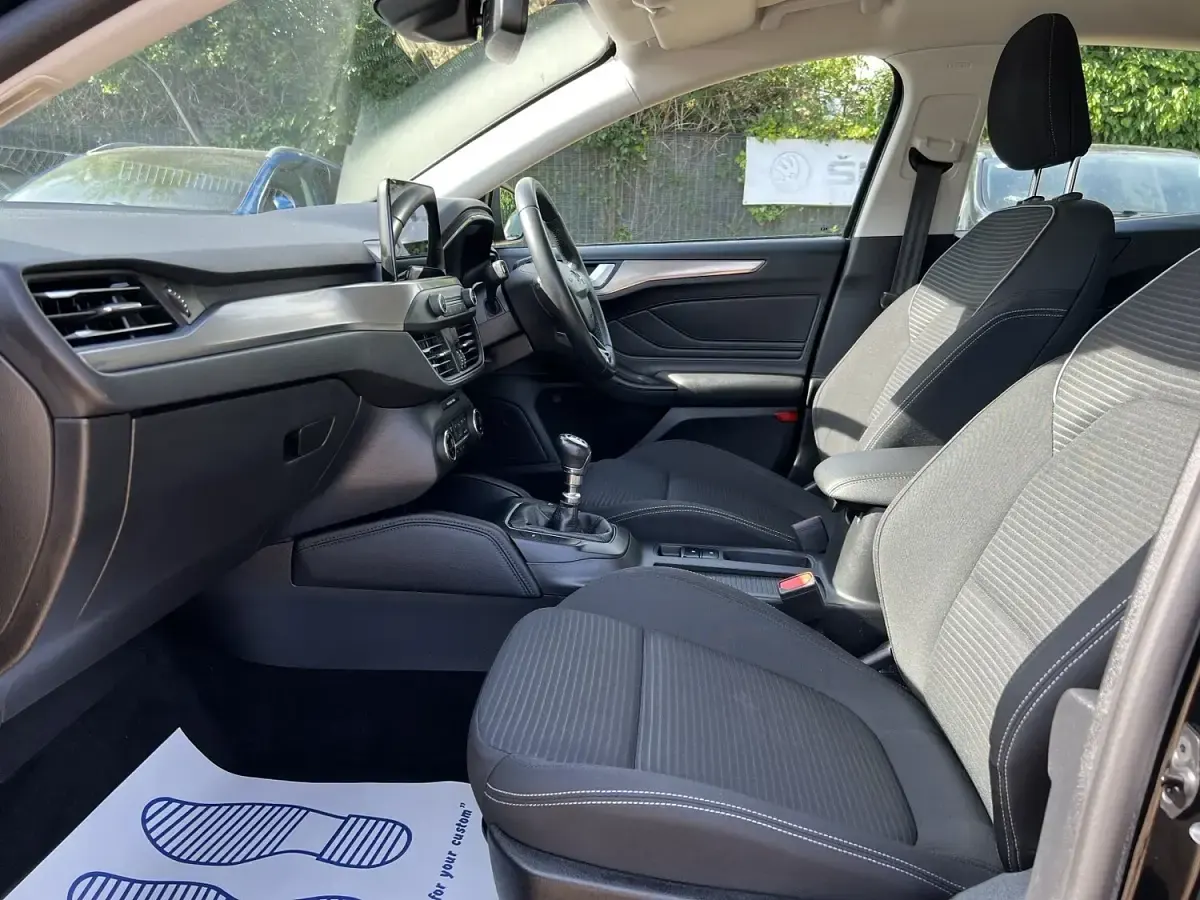 Used Ford Focus Titanium 125 HP (91 kW) 2019 Black Hatchback