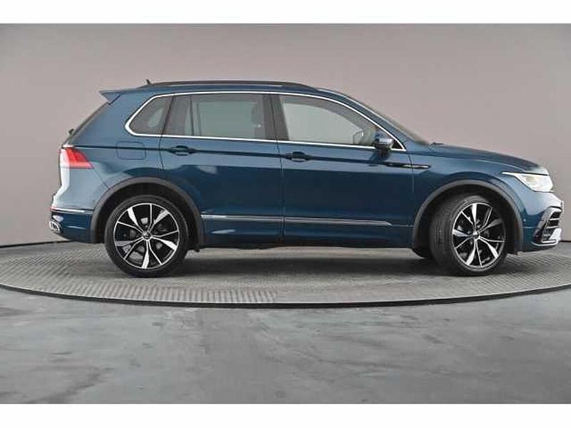 Used VW Tiguan R-line 150 HP (110 kW) 2023 Blue SUV