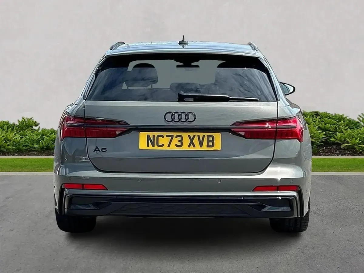 Used Audi A6 Black Edition 204 HP (150 kW) 2024 Black Estate