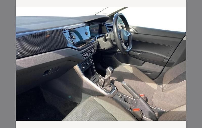 Used VW Polo Life 95 HP (69 kW) 2023 Black Hatchback