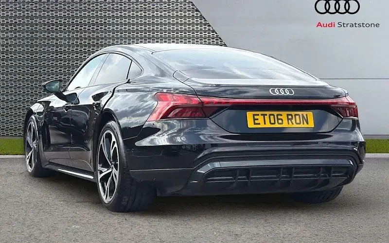 Used Audi e-tron GT quattro Design 389 kW (530 HP) 2024 Sedan