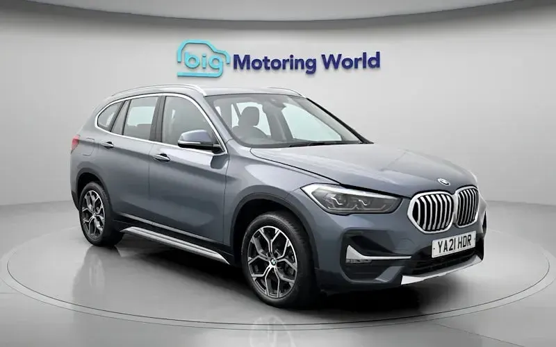 Begagnad BMW X1 xLine 178 HK (130 kW) 2021 Grå SUV