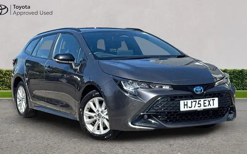 Used Toyota Corolla 140 HP (102 kW) 2025 Estate