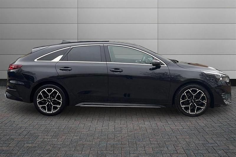 Used Kia ProCeed GT-Line 158 HP (116 kW) 2022 Black Estate