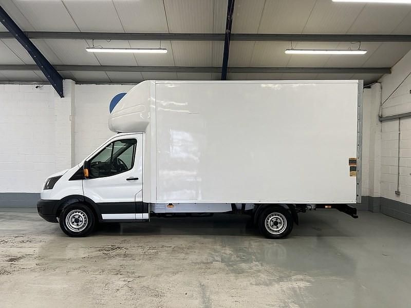 Used Ford Transit 130 HP (95 kW) 2019 White Cabriolet