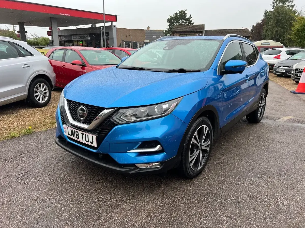 Used Nissan Qashqai N-Connecta 115 HP (84 kW) 2018 Blue SUV