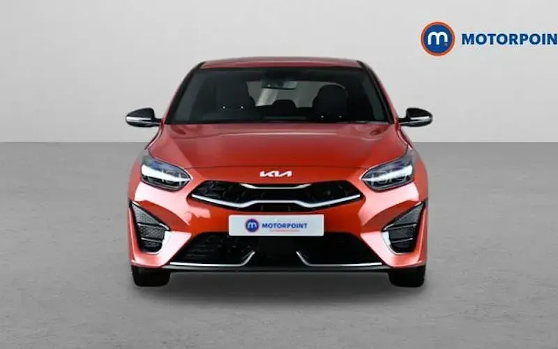 Used Kia Ceed GT-Line 160 HP (117 kW) 2023 Orange Hatchback