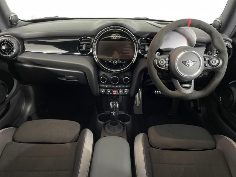 Used Mini John Cooper Works Hatch 228 HP (167 kW) 2023 Green Hatchback