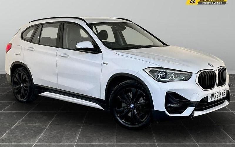 White Used 2022 BMW X1 Sport Line SUV | £20,895 (Fair price) - Image 1/3