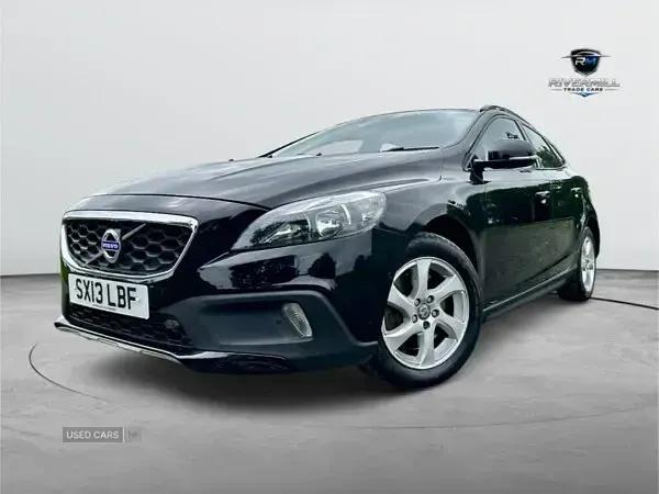 Used Volvo V40 SE 2013 Black Hatchback