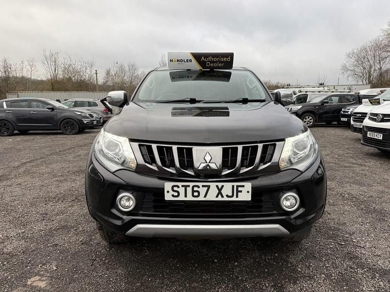 Used Mitsubishi L200 Warrior 178 HP (130 kW) 2018 Black Pickup