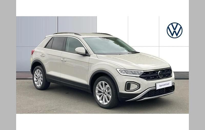 Other Used 2025 VW T-Roc Match SUV | £21,903 (Fair price) - Image 1/4