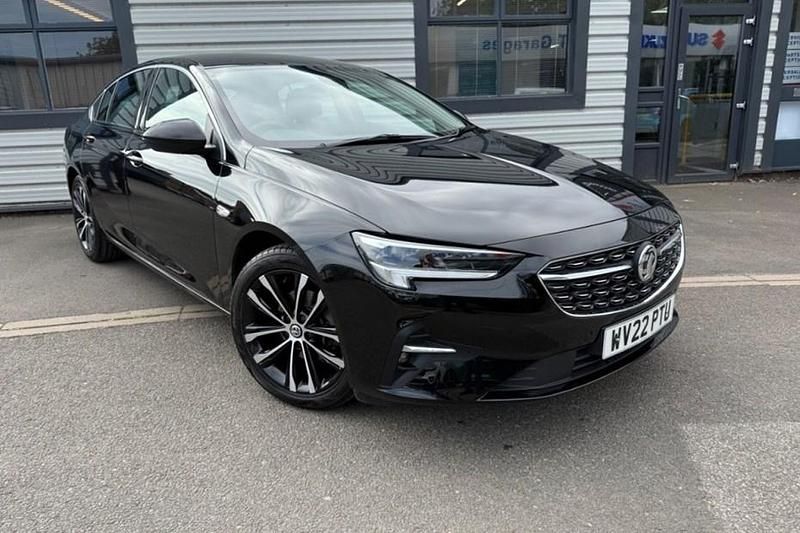 Black Used 2022 Vauxhall Insignia Edition Hatchback | £13,995 (Fair price) - Image 1/1
