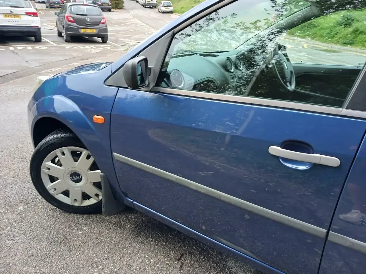 Used Ford Fiesta Style 2008 Blue Hatchback