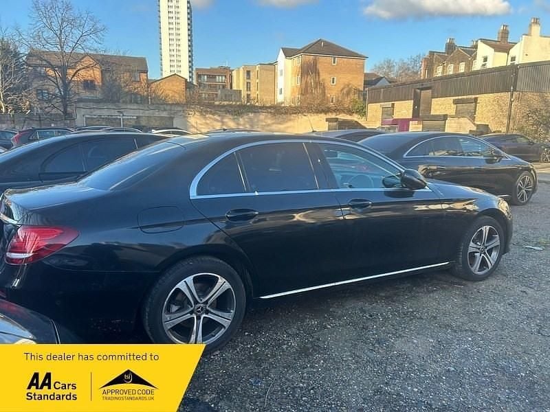 Used Mercedes E220 SE 194 HP (142 kW) 2019 Black Sedan