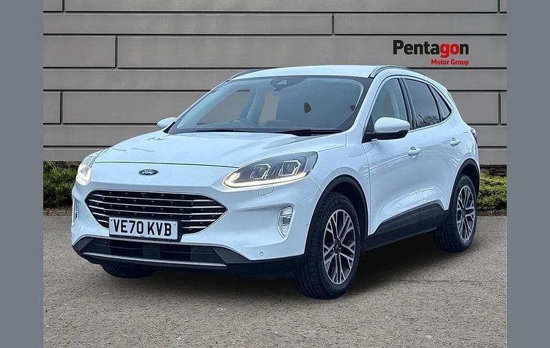 Used Ford Kuga Titanium 147 HP (108 kW) 2020 White SUV